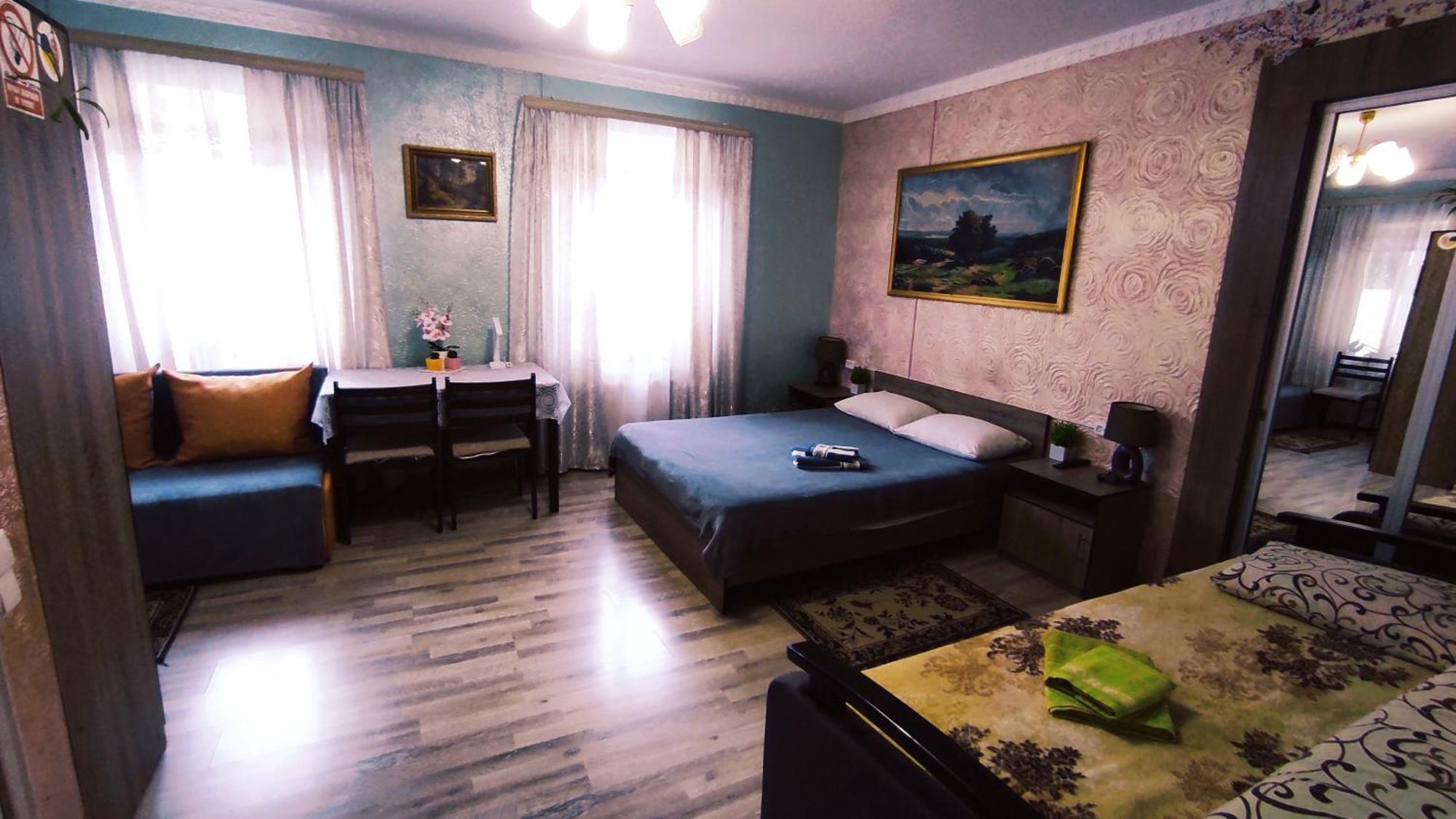 Міні Квартал Hotel Yahotyn Exterior photo